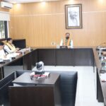 अगले 5 वर्षों में 1 लाख शिक्षकों की नियुक्ति की जायेगी जिसके अन्तर्गत प्रत्येक वर्ष कम से कम लगभग 20 हजार शिक्षकों की नियुक्ति की जायेगी। इसके लिये हर वर्ष जुलाई महीने में नियुक्ति संबंधी विज्ञापन जारी किया जायेगा : मुख्यमंत्री