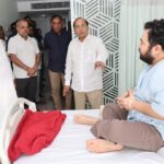 बिग अपोलो अस्पताल पहुंचकर मा0 नीतीश कुमार ने बेतिया के अपने समर्थक तोदी परिवार के अंकित तोदी का हालचाल जाना