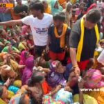 नाव से गांव-गांव पहुंचे पप्पू यादव, बाढ़ पीड़ितों को 20 लाख से अधिक की नकद सहायता
