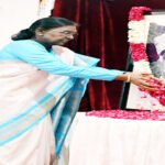 भारत की राष्ट्रपति ने डॉ. सर्वपल्ली राधाकृष्णन की जयंती पर पुष्पांजलि अर्पित की